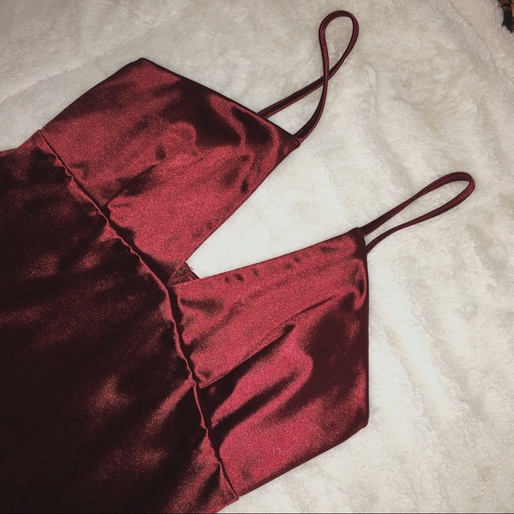 Red Dress - Picture 2 of 2